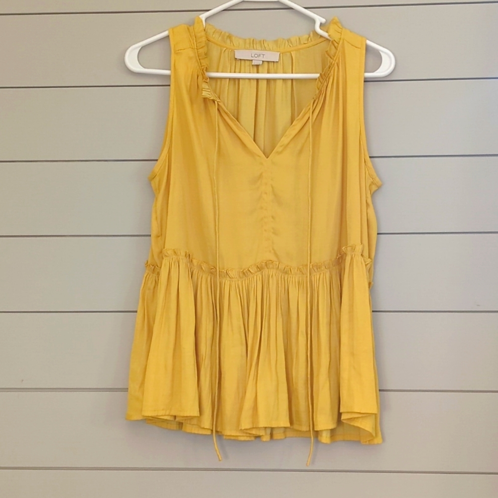Loft flowy tank top size small